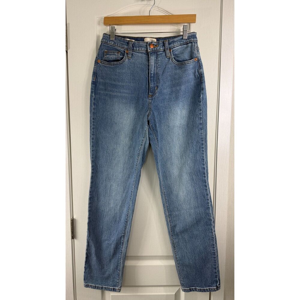 Universal Thread Women's Jeans 4R 90s Vintage Straight High Rise Light Wash